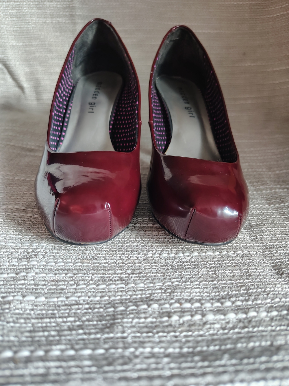 Madden Girl Getta Burgundy Patent Platform Pumps Women's Size 7 Office - Picture 3 of 15